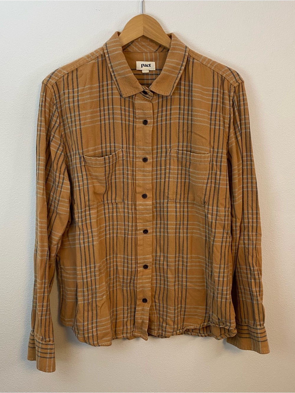 Pact 100% Organic Cotton Orange Flannel Button Down Mens XL Outdoor Casual